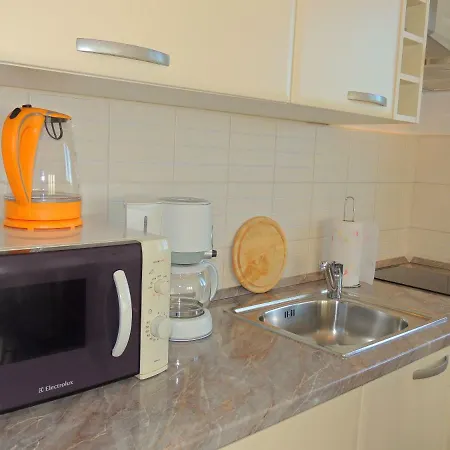 Apartment Ivan D Malinska